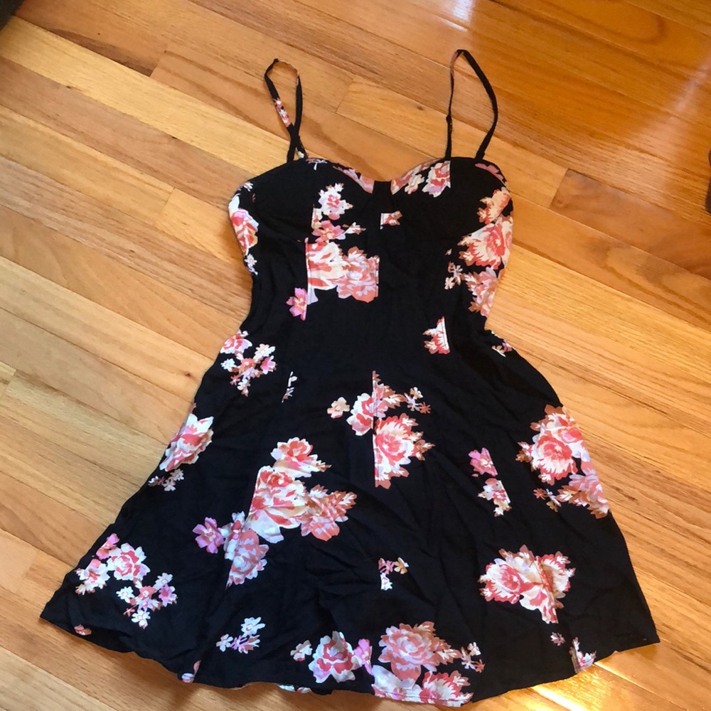 American Eagle Floral Dress